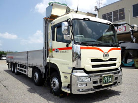 大型増トン平ボディ 4軸低床車